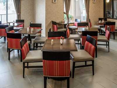 Comfort Southwest Hotel